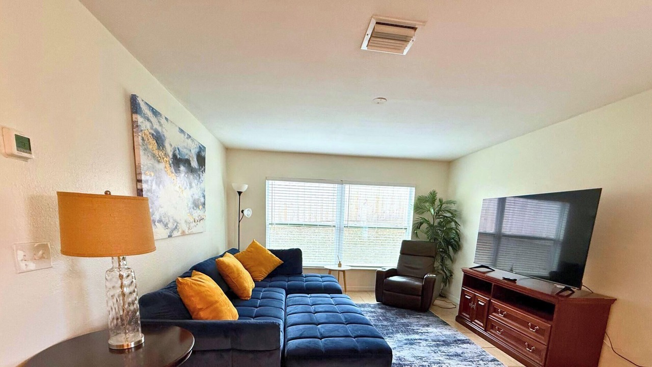 Photo of Livingroom in Dade City