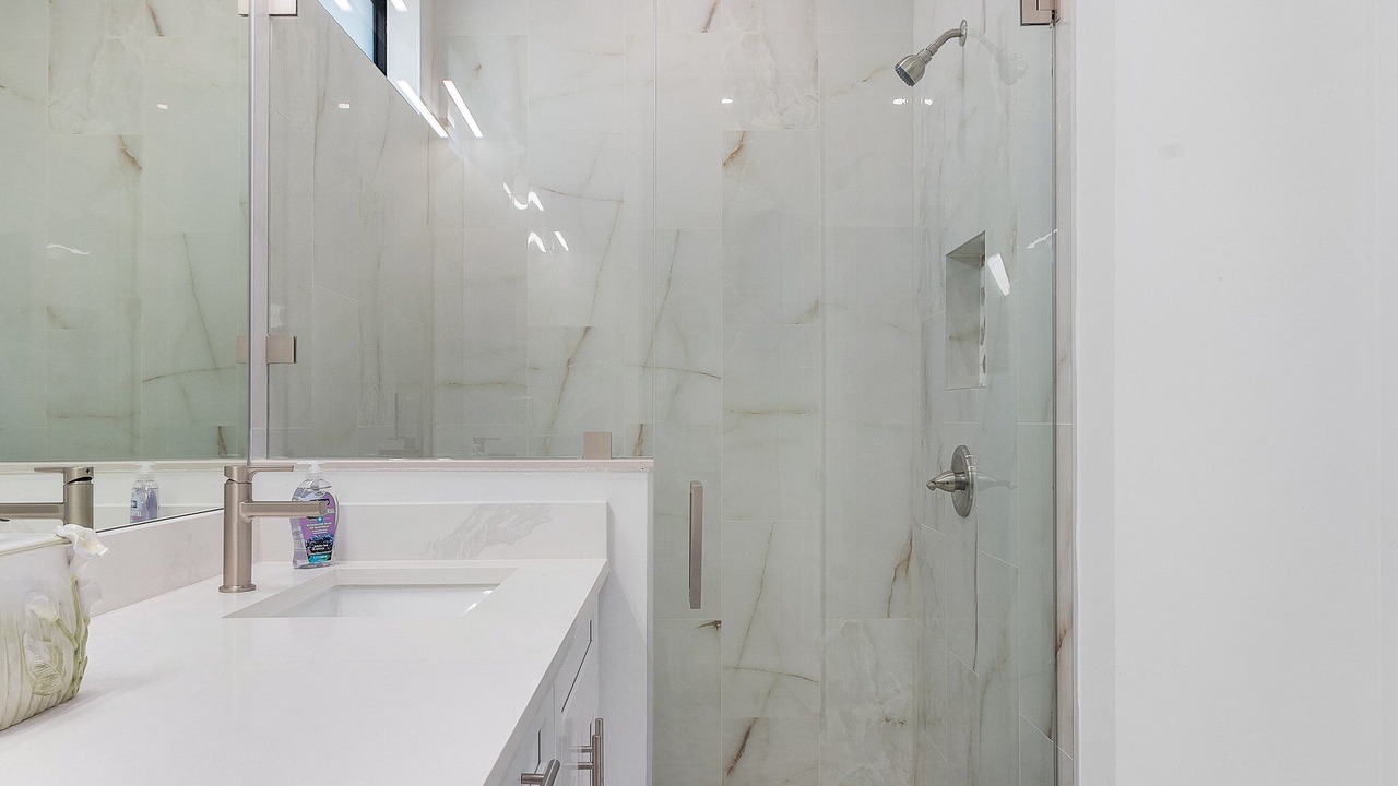 Photo of Bathroom in Mariner