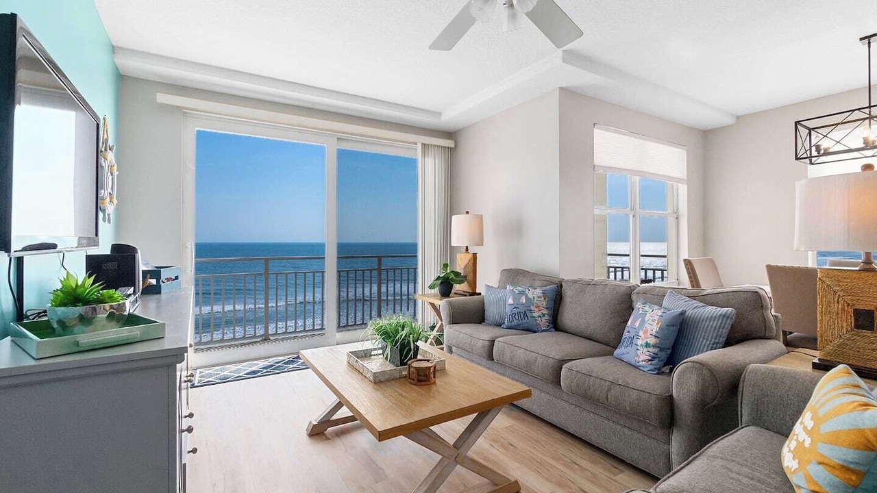 Photo of Livingroom in Daytona Beach