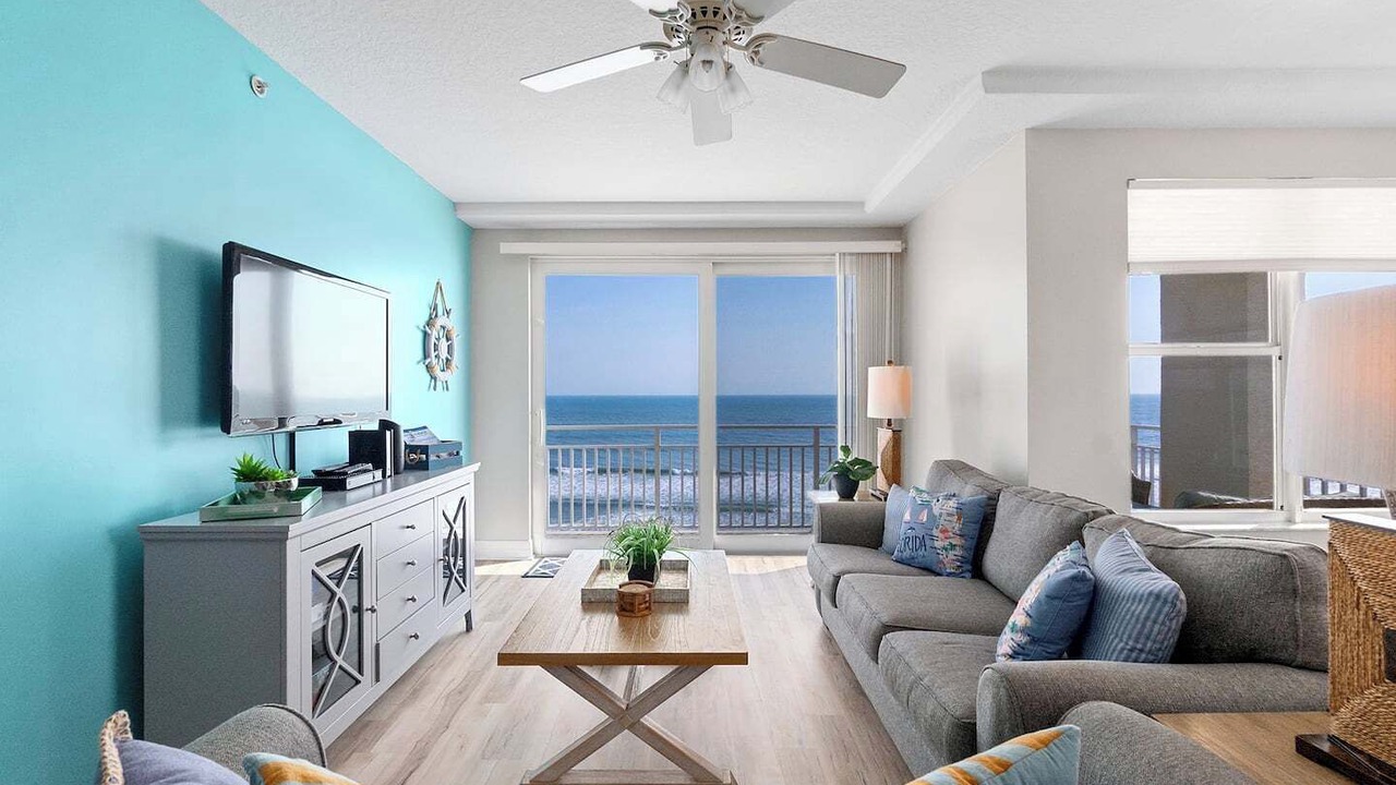 Photo of Livingroom in Daytona Beach