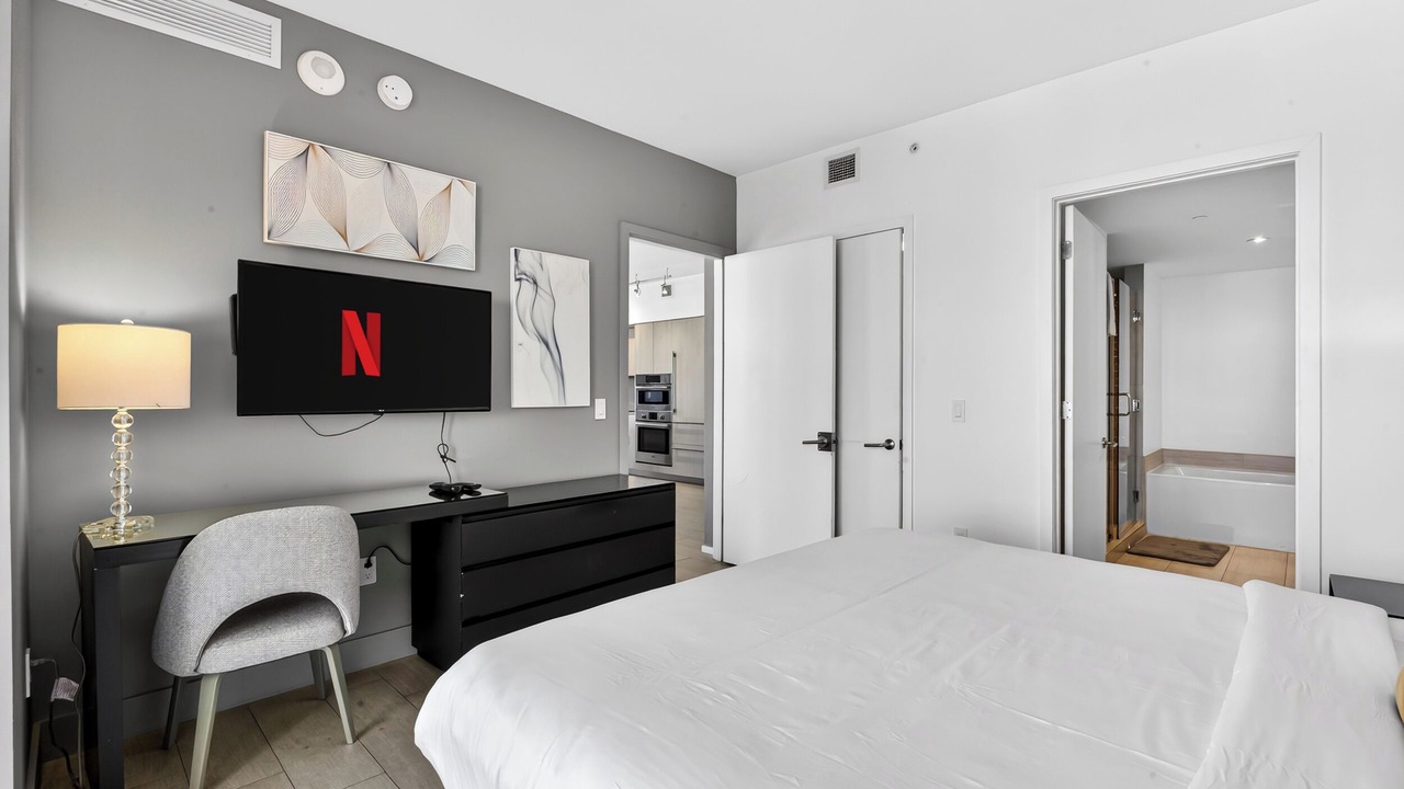 Photo of Bedroom in Hollywood South Central Beach