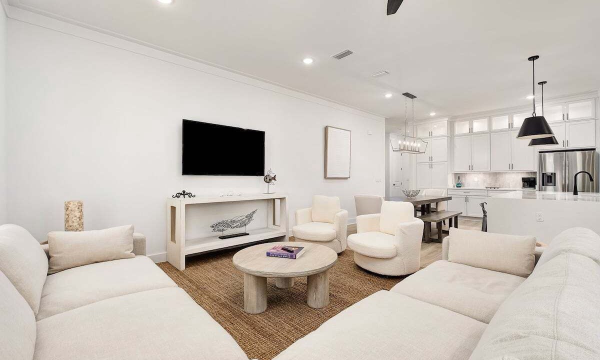 Photo of Livingroom in Gulfview Heights