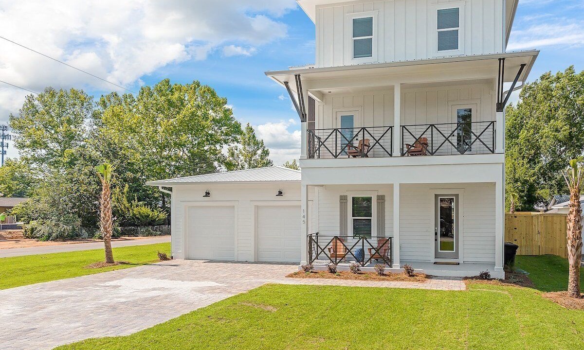 Photo of Outdoor in Gulfview Heights