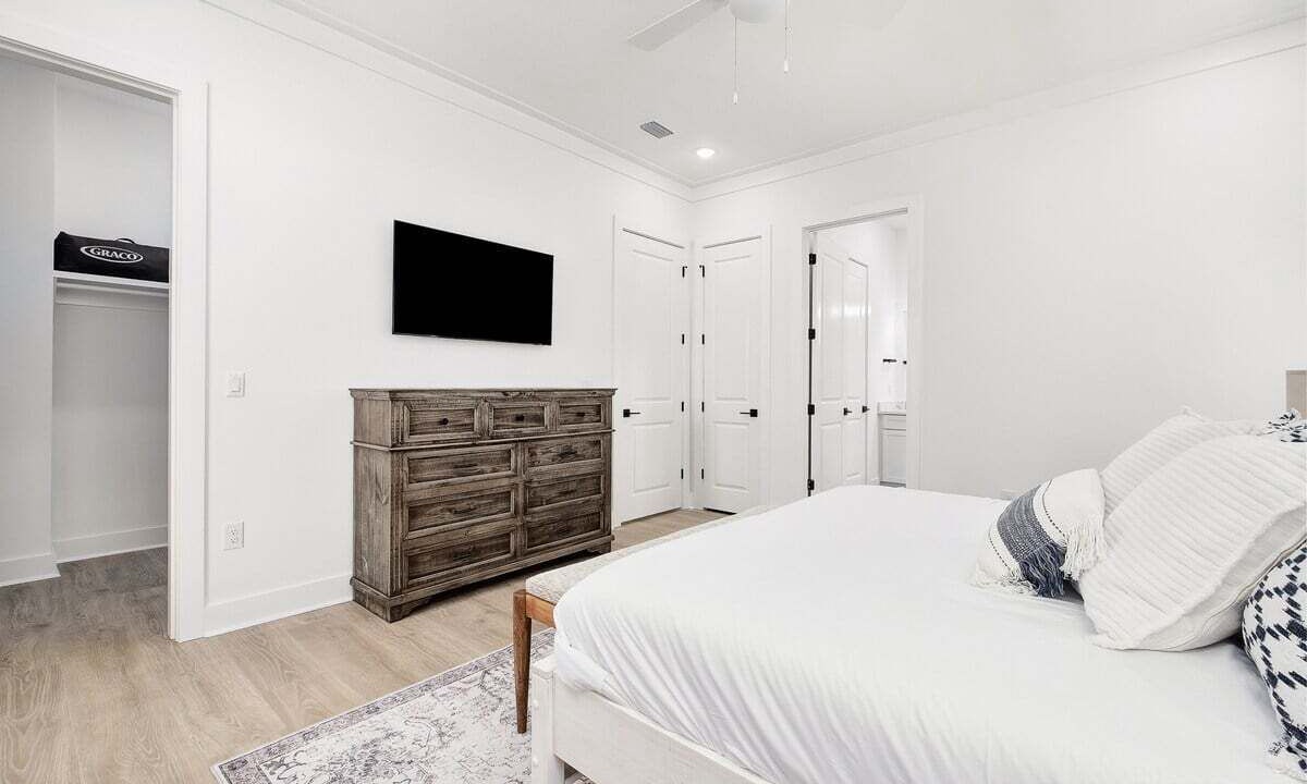 Photo of Bedroom in Gulfview Heights