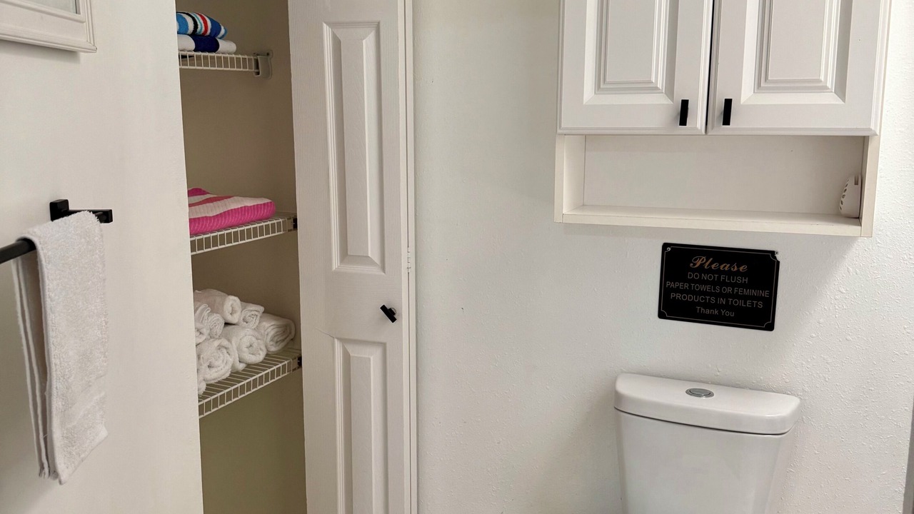 Photo of Bathroom in Berkeley Manor