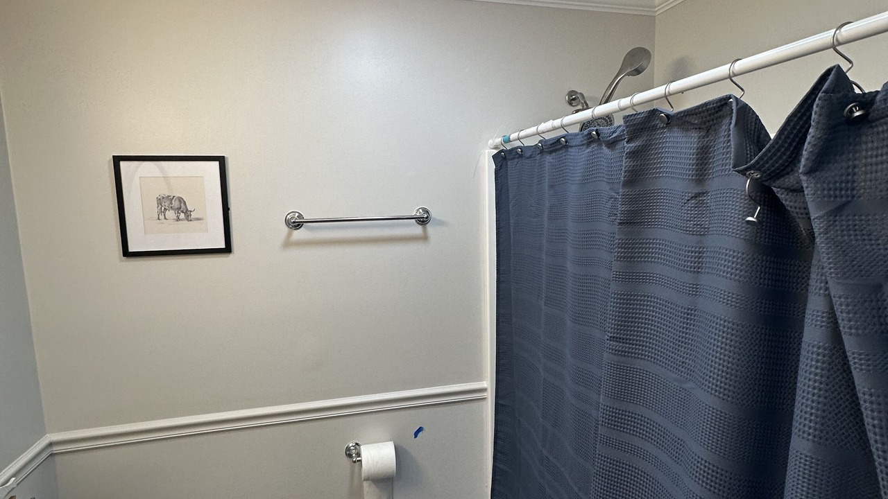 Photo of Bathroom in Brooks County