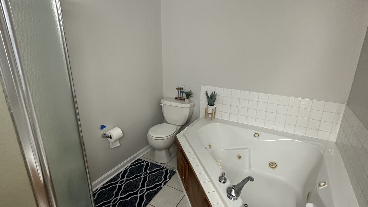 Photo of Bathroom in Brooks County