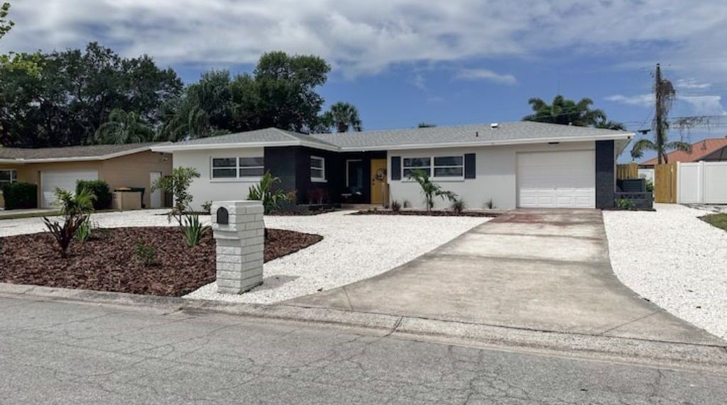 Photo of Outdoor in Seminole