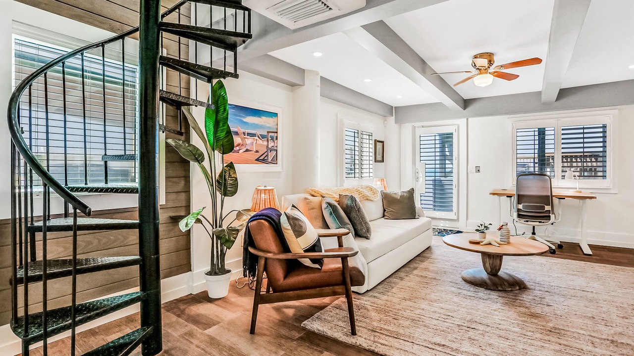 Photo of Livingroom in Bethune Beach