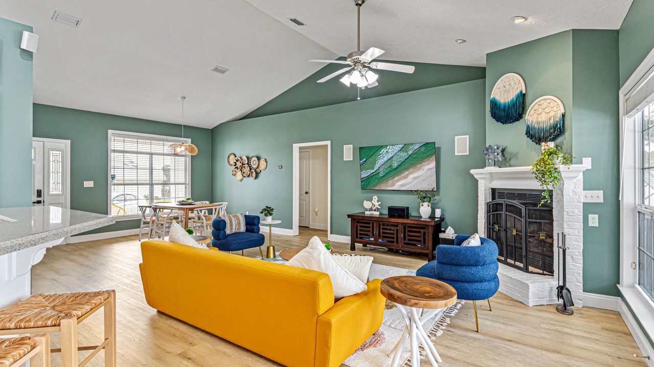 Photo of Livingroom in Gulf Vista
