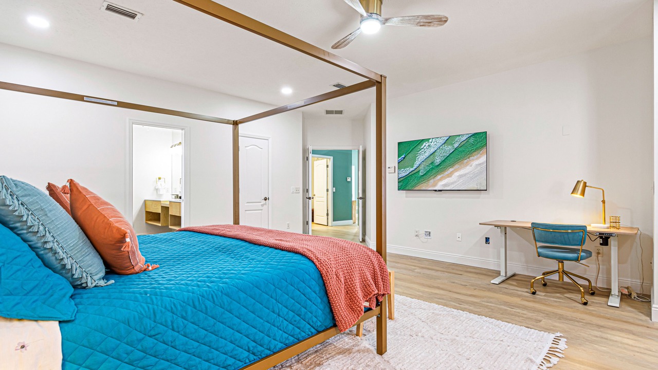 Photo of Bedroom in Gulf Vista