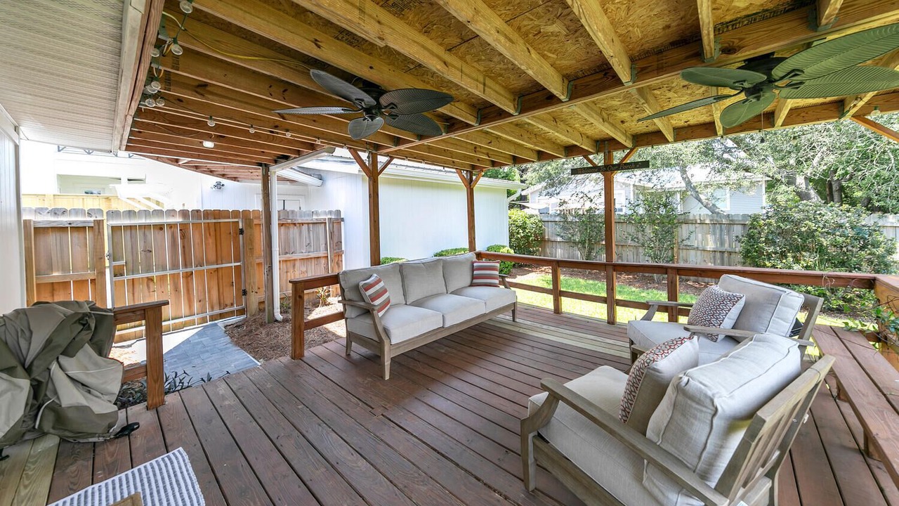 Photo of Patio Balcony in Gulfview Heights