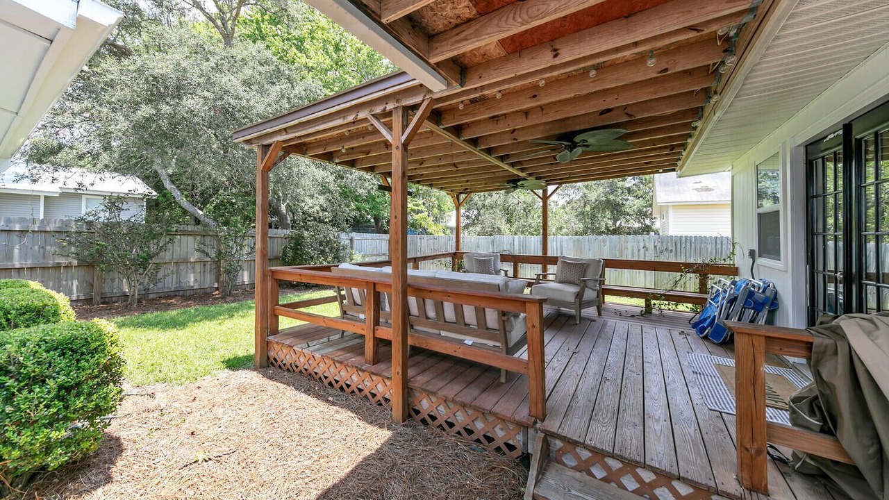 Photo of Outdoor in Gulfview Heights