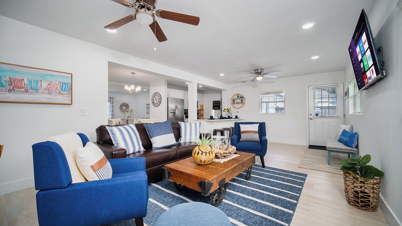 Photo of Livingroom in Jacksonville Beach