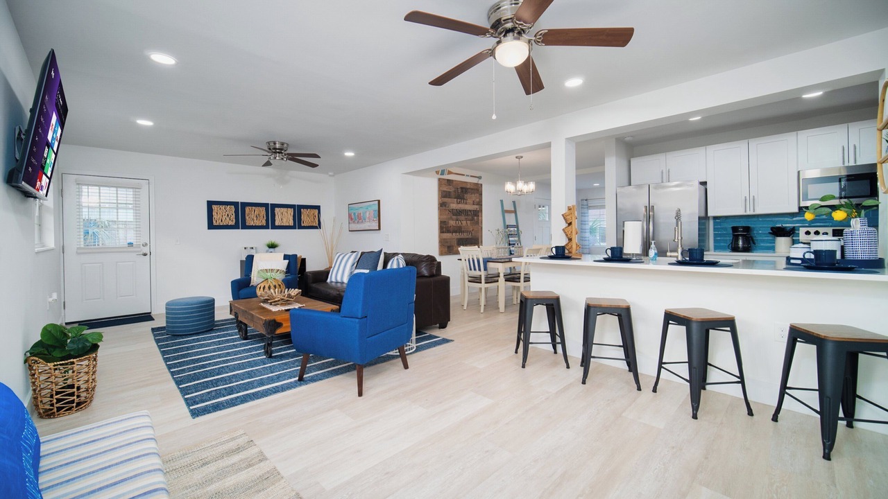 Photo of Livingroom in Jacksonville Beach