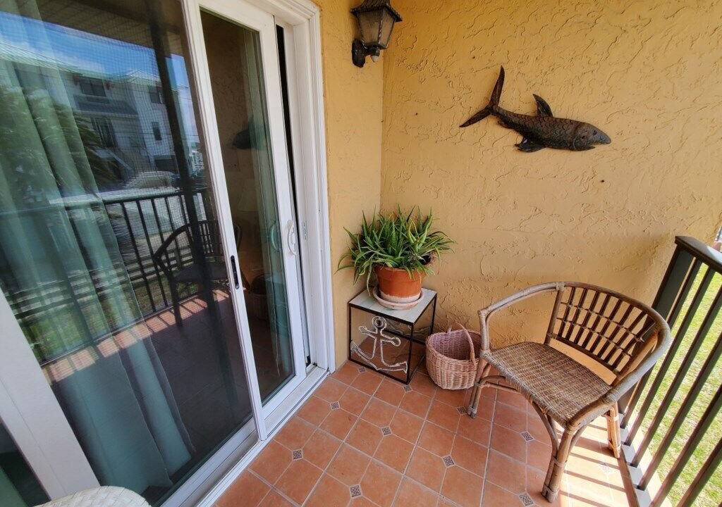 Photo of Patio Balcony in Crescent Beach
