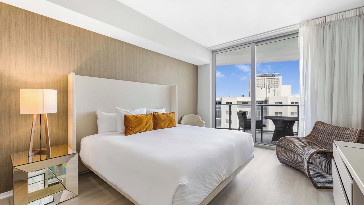 Photo of Bedroom in Hollywood South Central Beach
