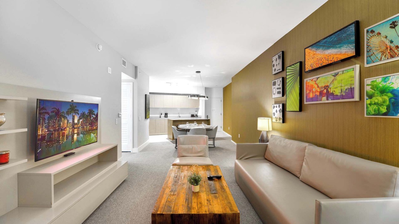 Photo of Livingroom in Hollywood South Central Beach