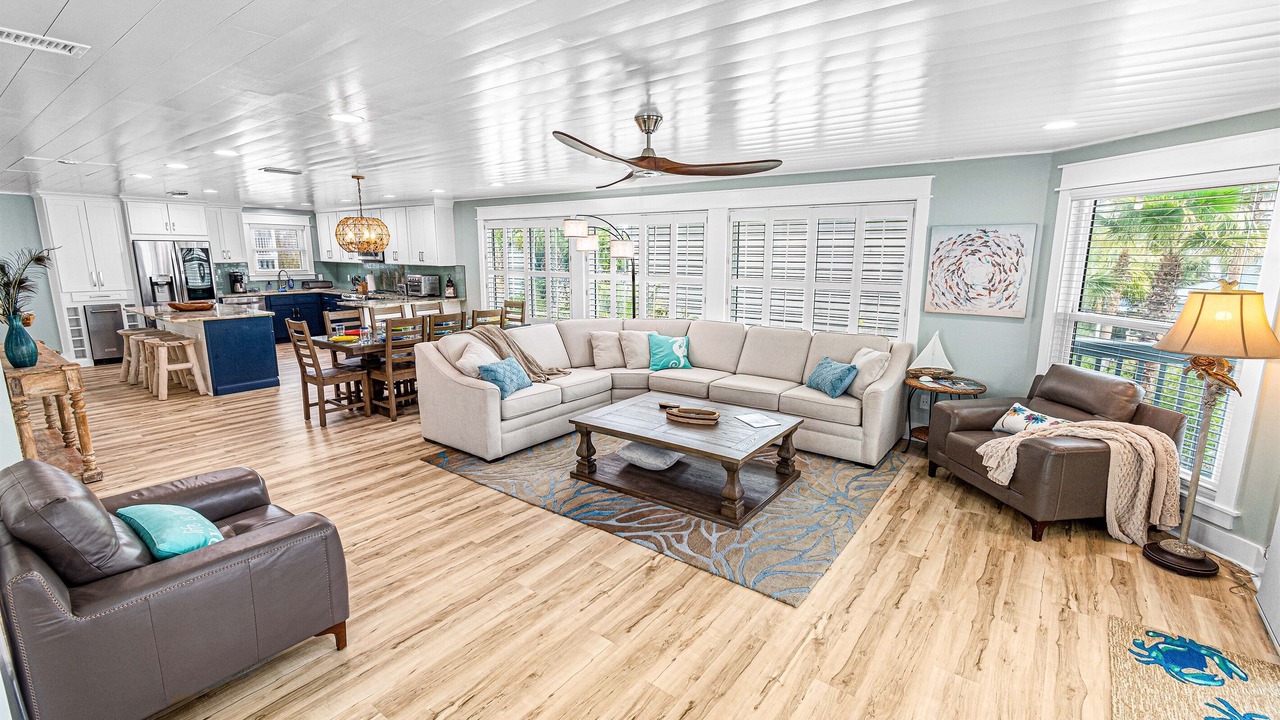 Photo of Bedroom in Miramar Beach