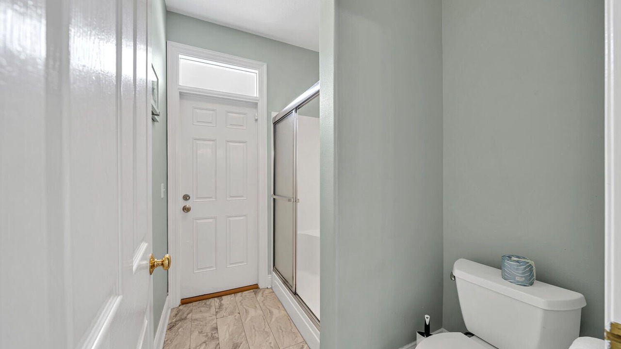 Photo of Bathroom in Clipper Cove