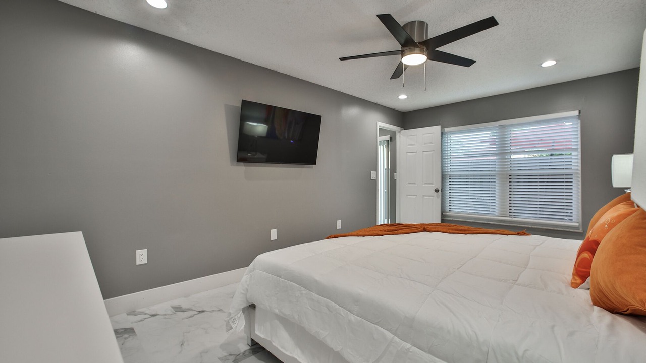 Photo of Bedroom in Poinciana