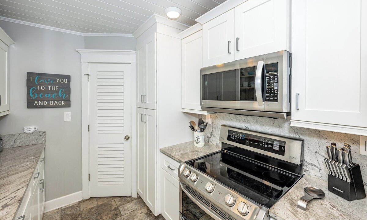 Photo of Kitchen in Crescent Beach