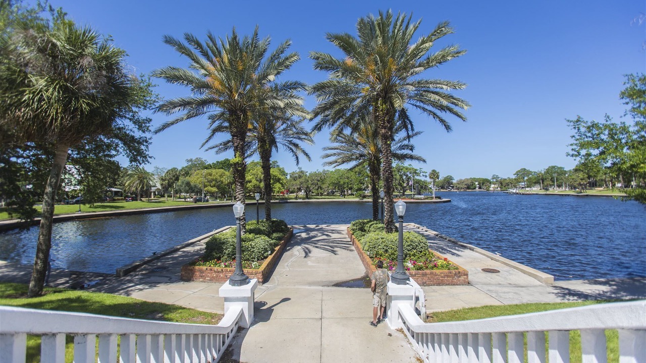 Photo of Others in Tarpon Springs