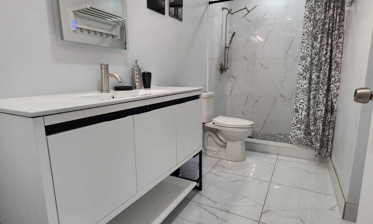 Photo of Bathroom in North Lauderdale