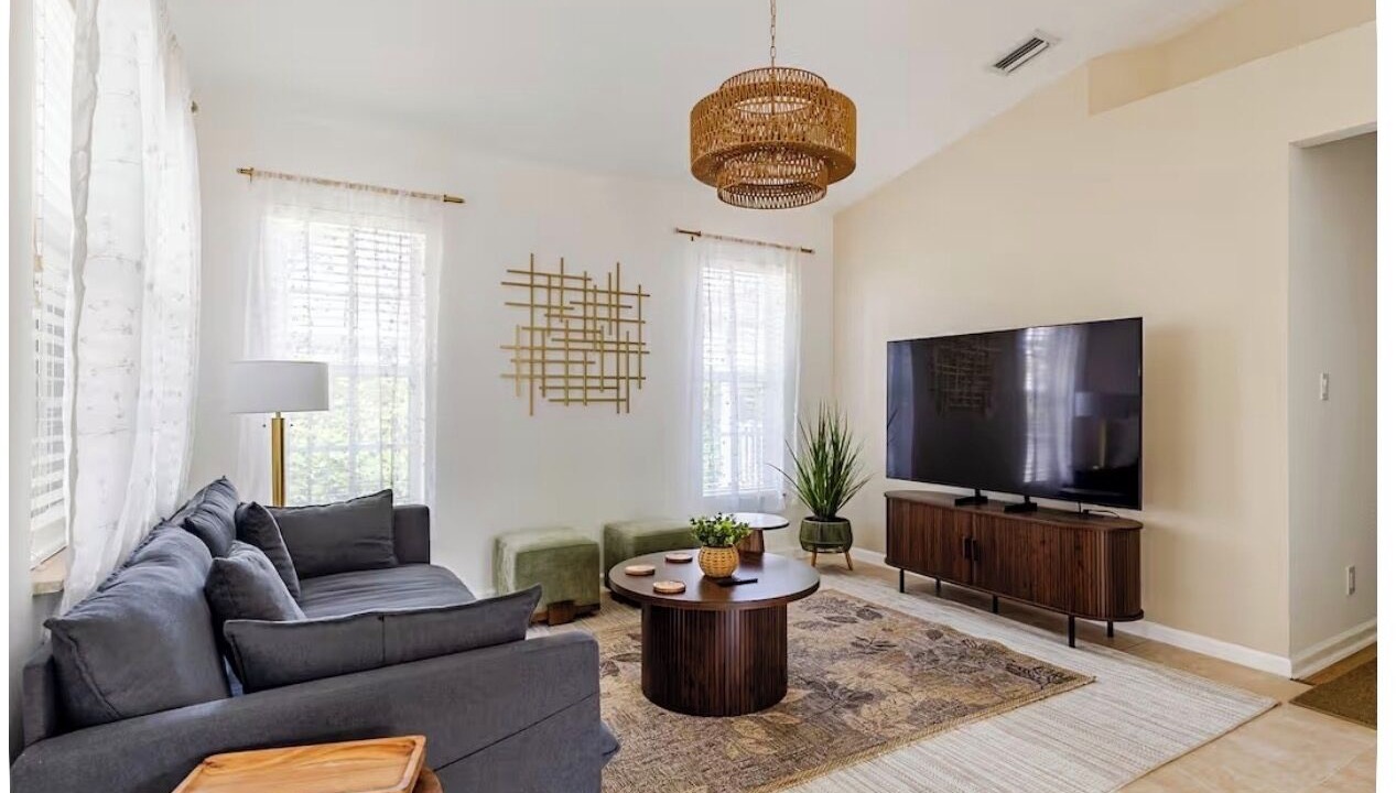 Photo of Livingroom in Old Northwood