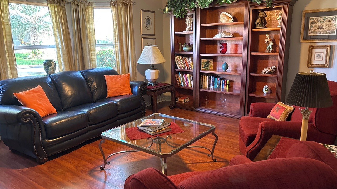 Photo of Livingroom in Glenbrook