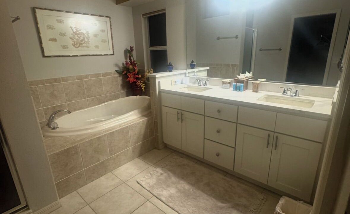Photo of Bathroom in Glenbrook