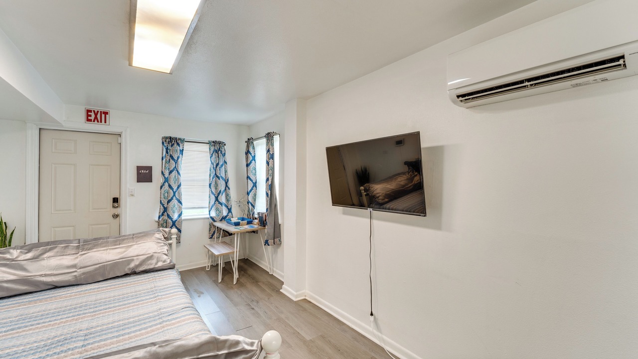Photo of Bedroom in Smith's Memento
