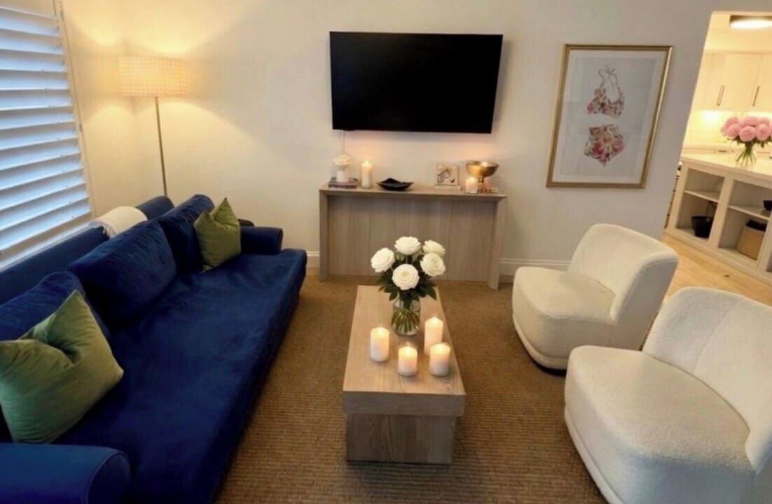 Photo of Livingroom in South Palm Park Neighborhood Association