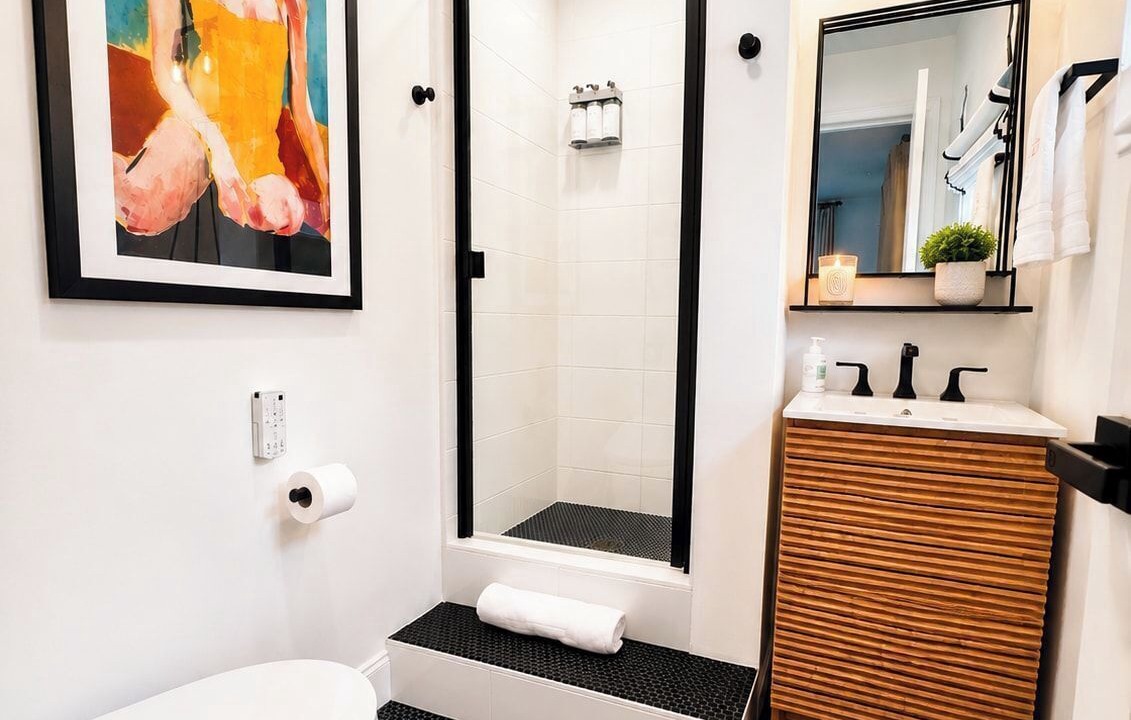 Photo of Bathroom in South Palm Park Neighborhood Association