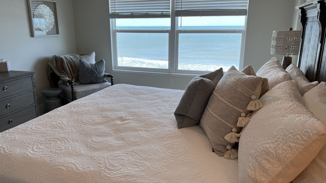 Photo of Bedroom in Daytona Beach Shores