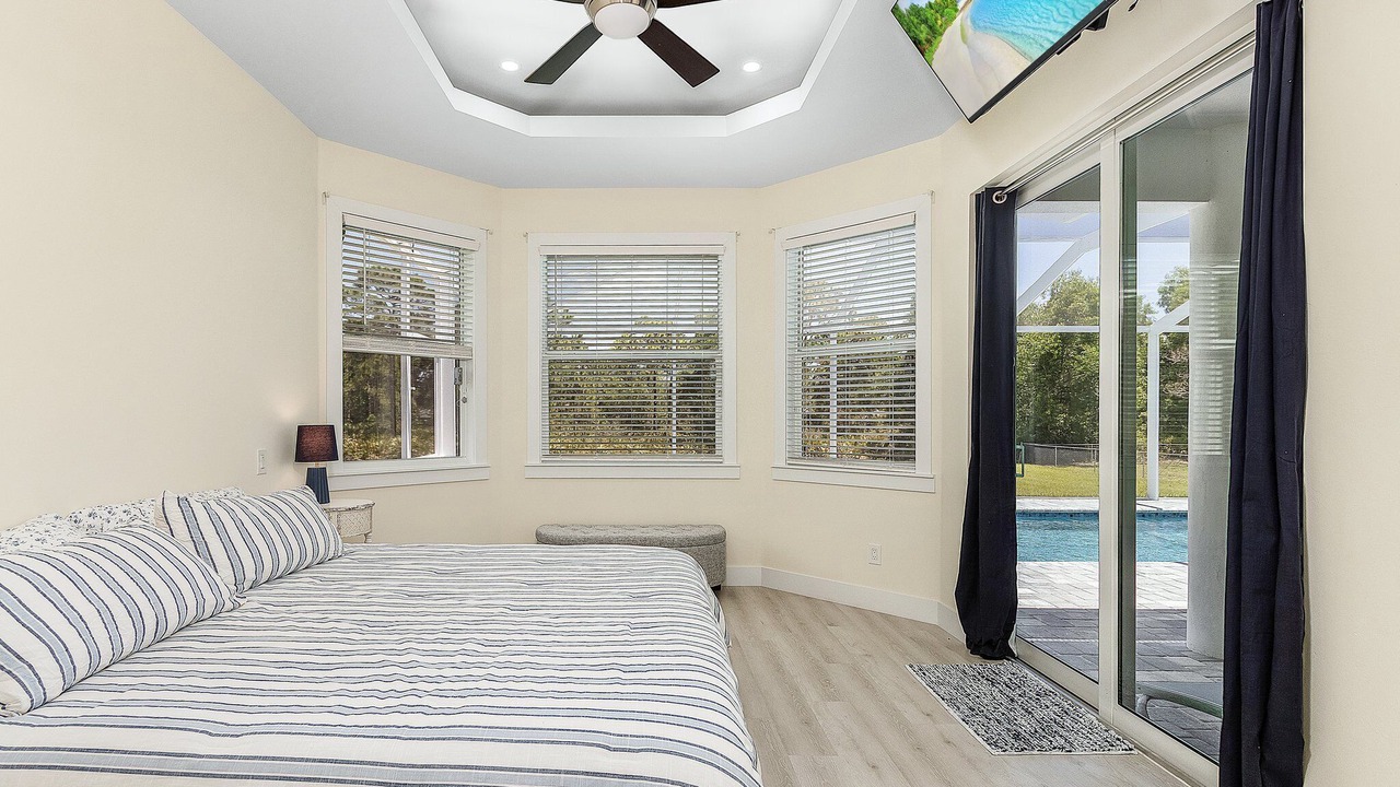 Photo of Bedroom in Saint James City