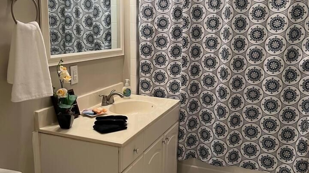 Photo of Bathroom in Valdosta