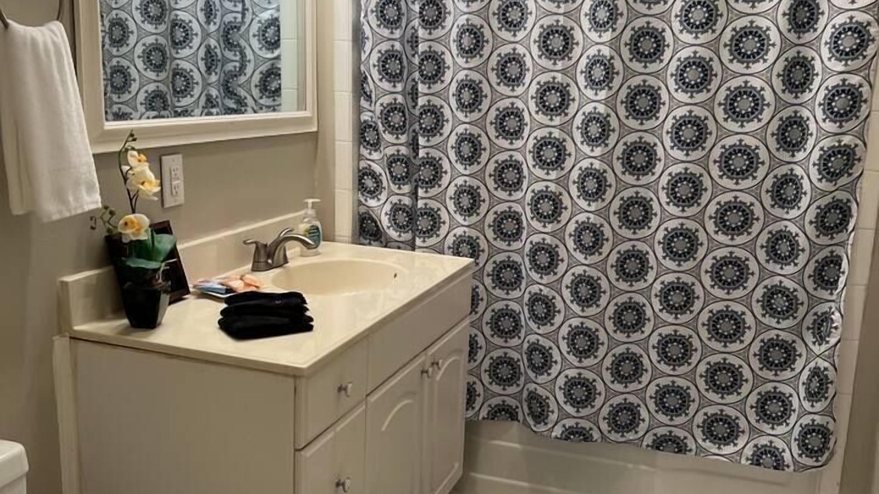 Photo of Bathroom in Valdosta