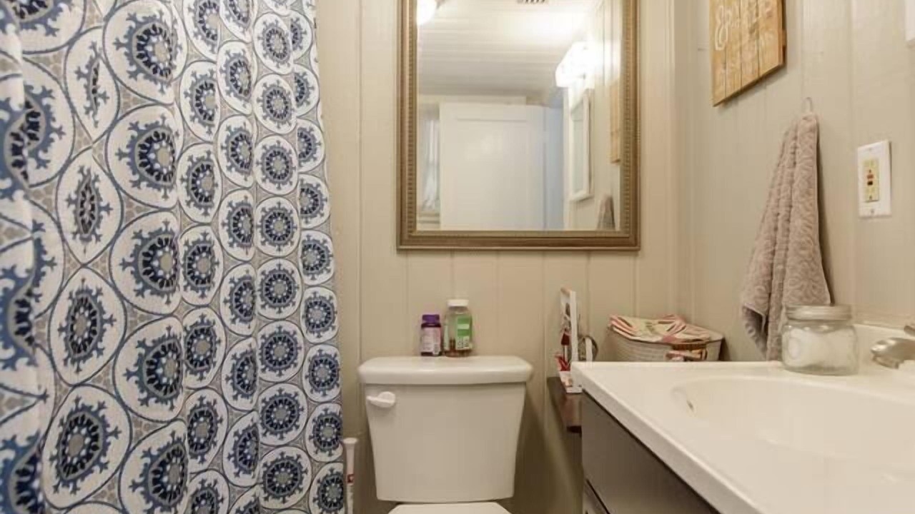 Photo of Bathroom in Valdosta