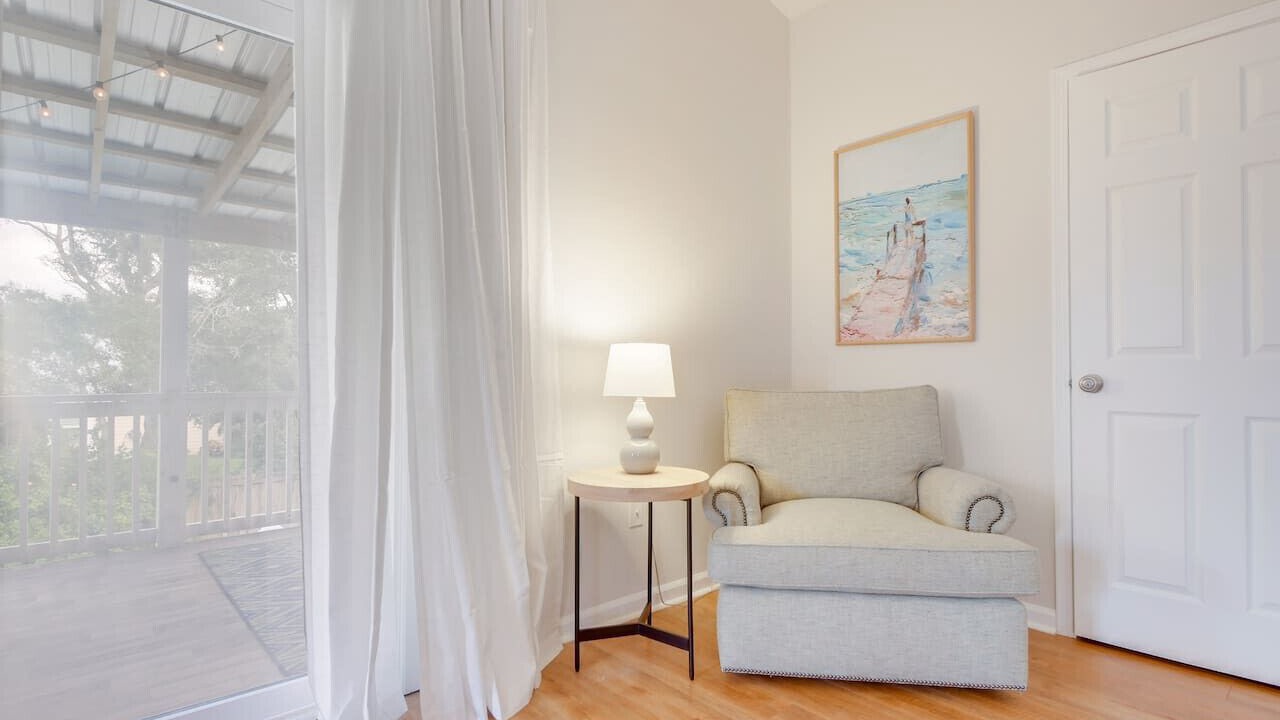 Photo of Livingroom in Butler Beach