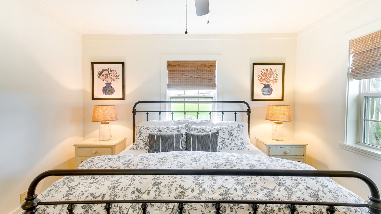 Photo of Bedroom in Lenox