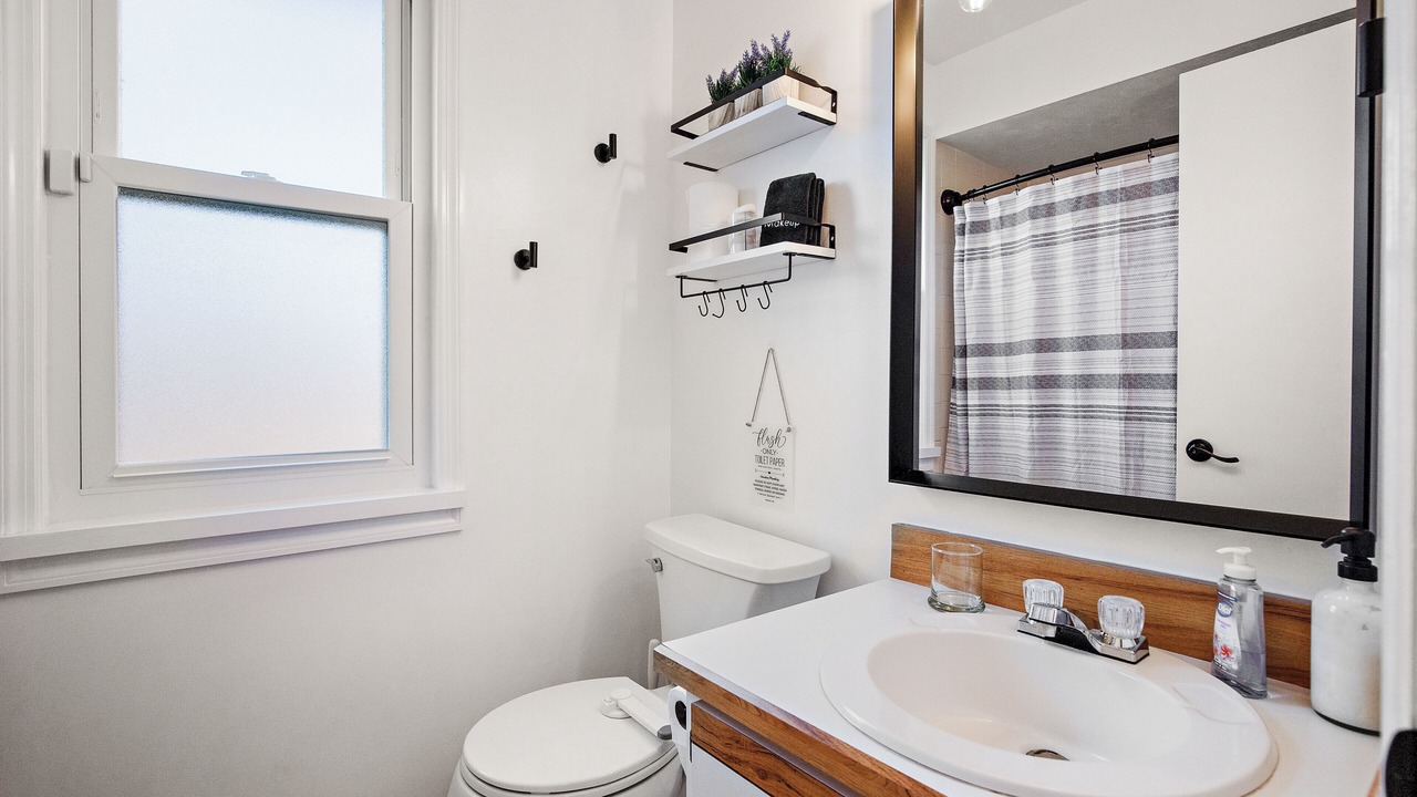 Photo of Bathroom in Port Orange