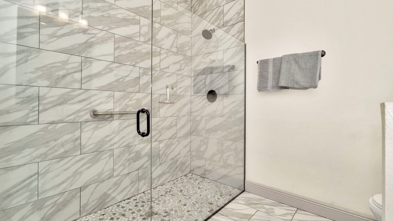 Photo of Bathroom in East Tampa