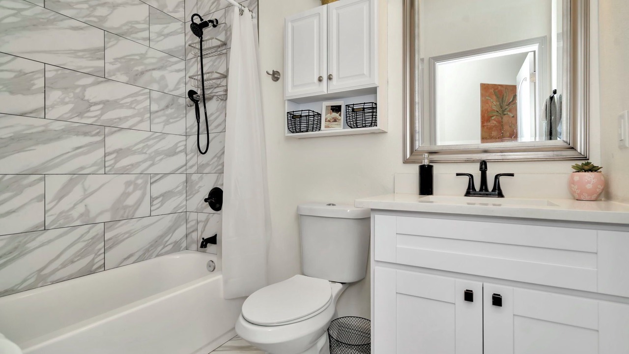 Photo of Bathroom in East Tampa