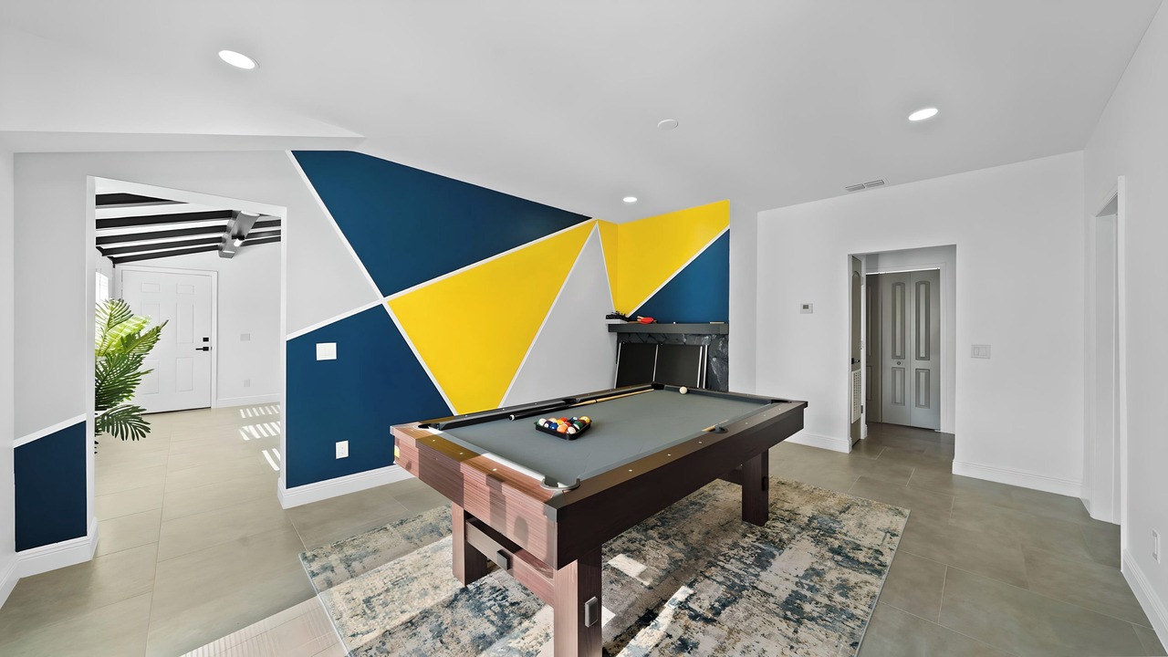 Photo of Bedroom in Bearss Plaza