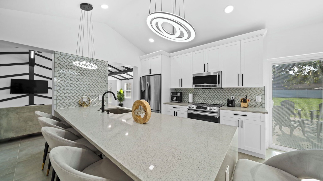 Photo of Kitchen in Bearss Plaza