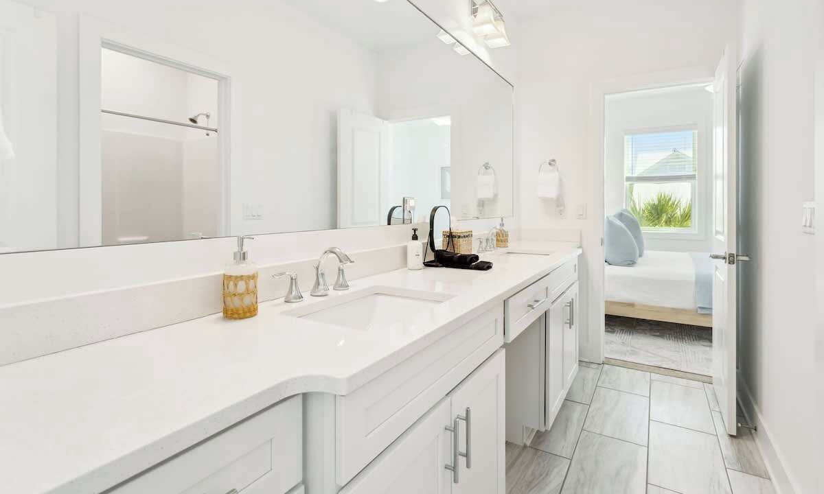 Photo of Bathroom in West Panama City Beach