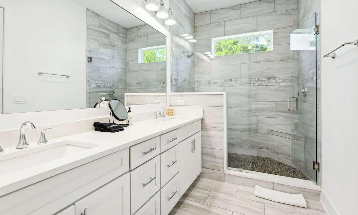 Photo of Bathroom in West Panama City Beach