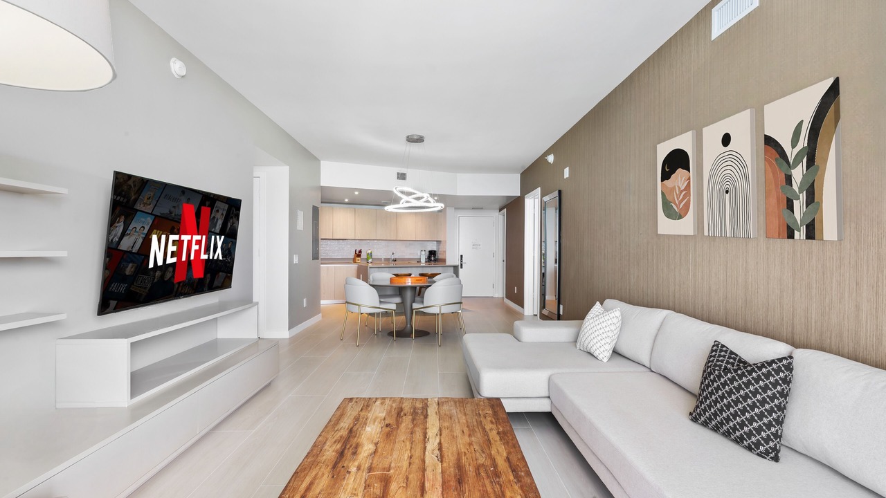 Photo of Livingroom in Hollywood South Central Beach