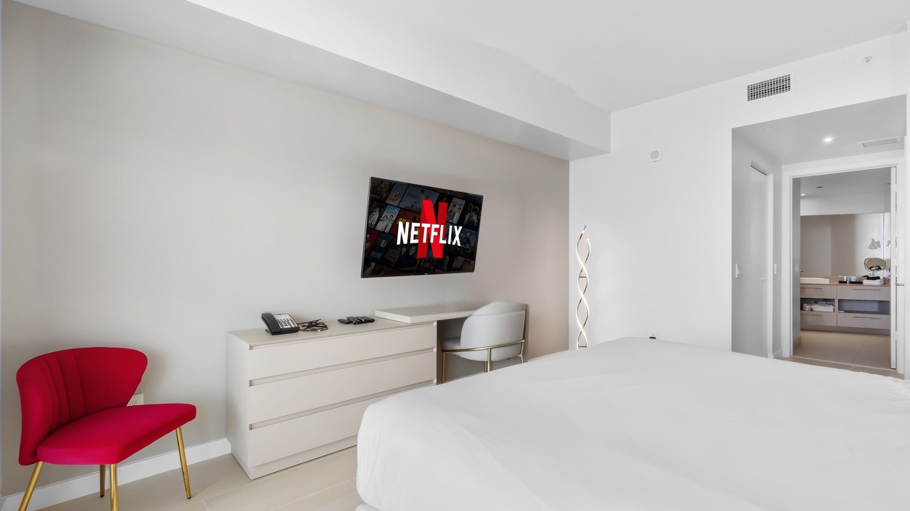 Photo of Bedroom in Hollywood South Central Beach